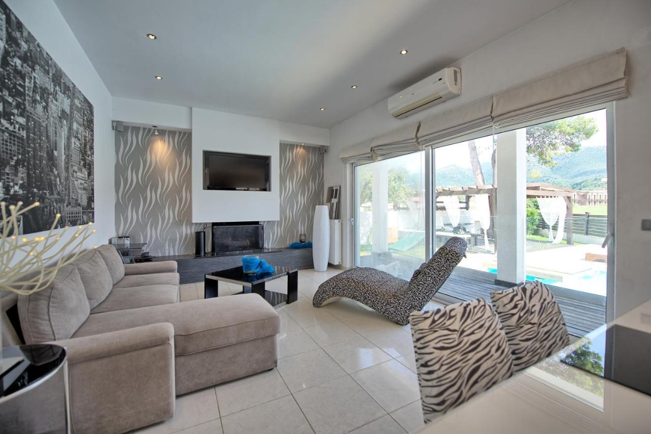 Beach Villa Christina By Posarellivillas Acharavi (Corfu) Exterior foto