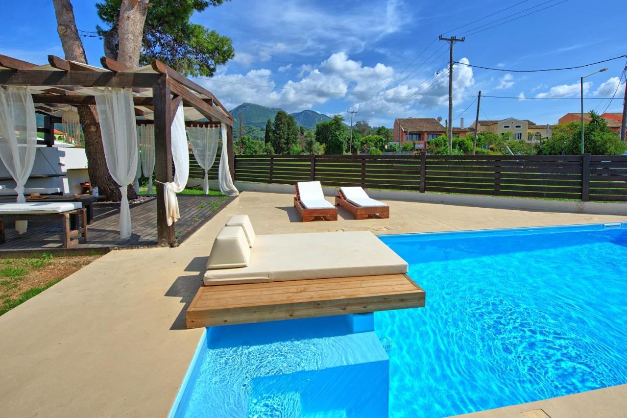 Beach Villa Christina By Posarellivillas Acharavi (Corfu) Exterior foto