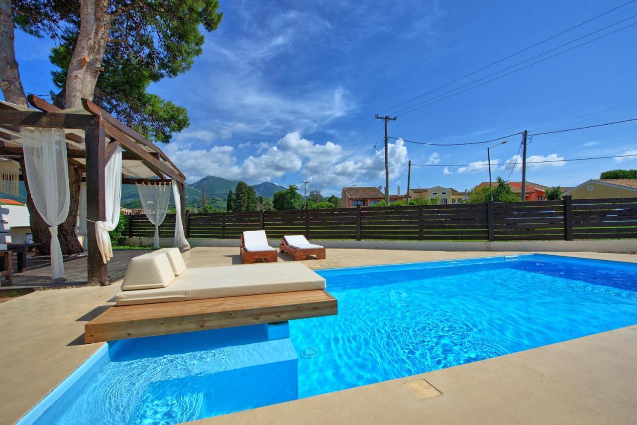 Beach Villa Christina By Posarellivillas Acharavi (Corfu) Exterior foto